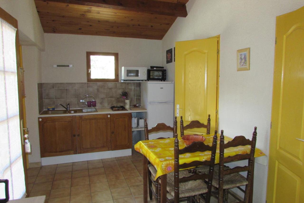 Les Chalets Du Verger Des Ascarines Corneilla-de-Conflent Exteriér fotografie